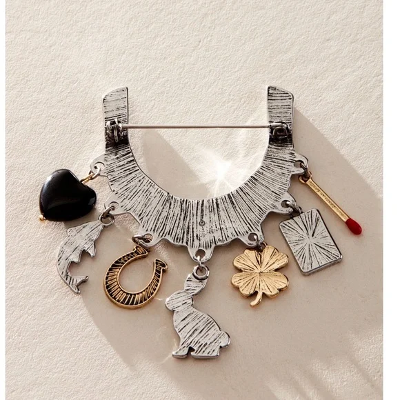 NWT FREE PEOPLE CHARMING DARLING BROOCH - Picture 2 of 4